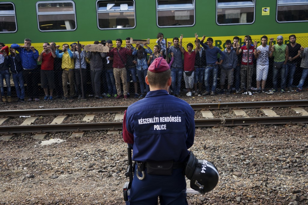 Photo: Syrian refugees strike at the platform of Budapest Keleti railway station (September 4 2015) by Mstyslav Chernov. CC-BY-SA-4.0 via Wikimedia commons